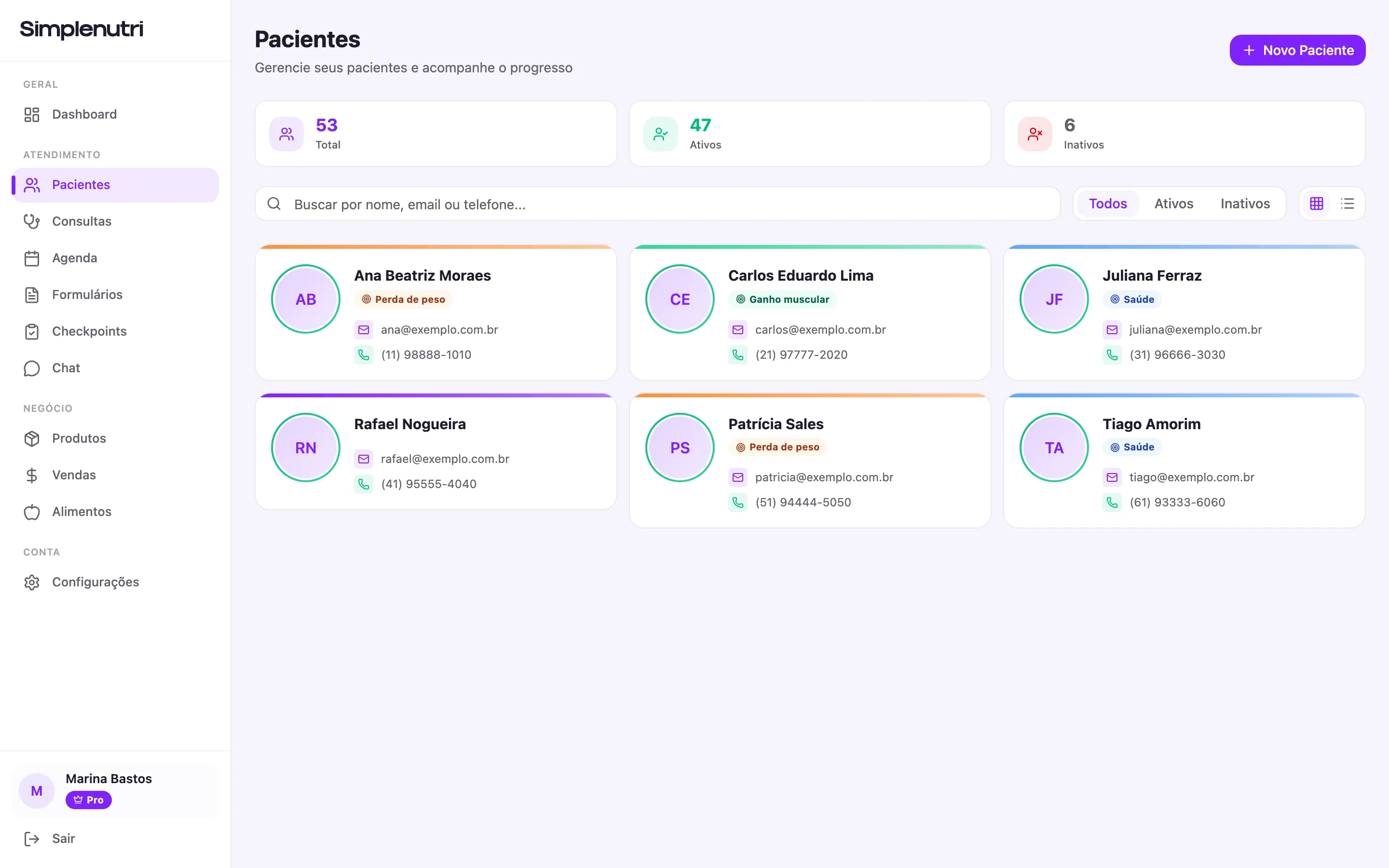 A lista em visualização de grade, com a busca e os filtros logo acima dos cartões